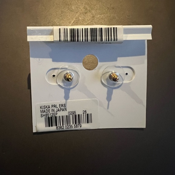 Charter Club big pearl earrings - Picture 3 of 5